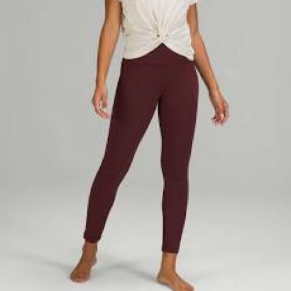 Lululemon Wunder Train High-Rise Tight 28” in Red Merlot